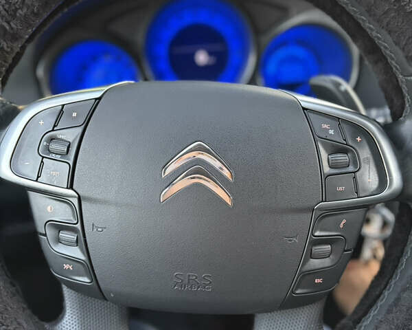 Серый Ситроен С4, объемом двигателя 1.6 л и пробегом 100 тыс. км за 8500 $, фото 13 на Automoto.ua