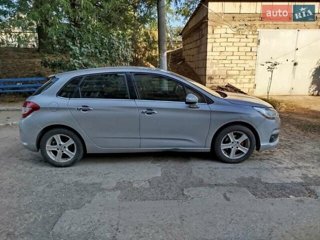 Серый Ситроен С4, объемом двигателя 1.56 л и пробегом 305 тыс. км за 6500 $, фото 31 на Automoto.ua