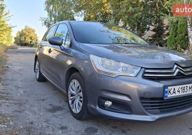 Сірий Сітроен С4, об'ємом двигуна 1.59 л та пробігом 145 тис. км за 7200 $, фото 9 на Automoto.ua