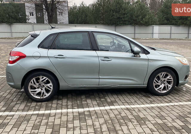 Серый Ситроен С4, объемом двигателя 1.6 л и пробегом 230 тыс. км за 6700 $, фото 8 на Automoto.ua