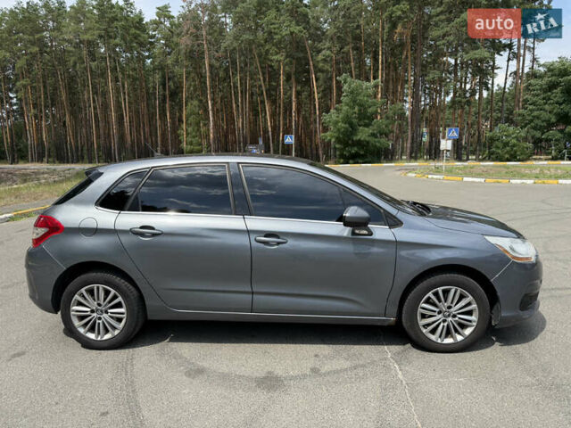 Серый Ситроен С4, объемом двигателя 1.56 л и пробегом 218 тыс. км за 6700 $, фото 3 на Automoto.ua