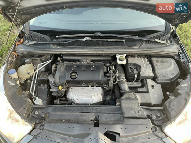 Серый Ситроен С4, объемом двигателя 1.6 л и пробегом 183 тыс. км за 5550 $, фото 28 на Automoto.ua