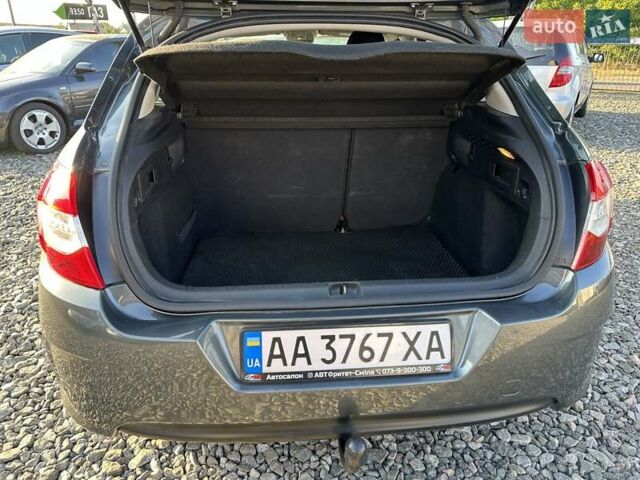 Серый Ситроен С4, объемом двигателя 1.6 л и пробегом 274 тыс. км за 6700 $, фото 18 на Automoto.ua