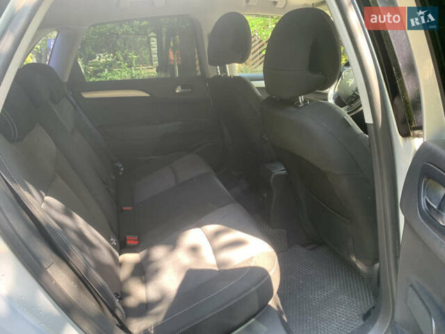 Серый Ситроен С4, объемом двигателя 1.56 л и пробегом 333 тыс. км за 5999 $, фото 7 на Automoto.ua