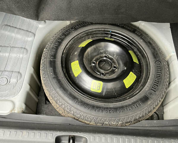 Ситроен С4 2011 в Львове на Automoto.ua Серый Ситроен С4, объемом двигателя 1.6 л и пробегом 185 тыс. км за 7900 $, фото 21 на Automoto.ua