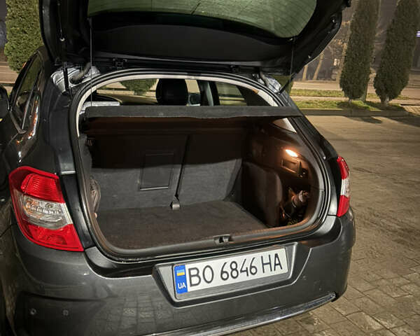 Серый Ситроен С4, объемом двигателя 1.6 л и пробегом 100 тыс. км за 8500 $, фото 17 на Automoto.ua