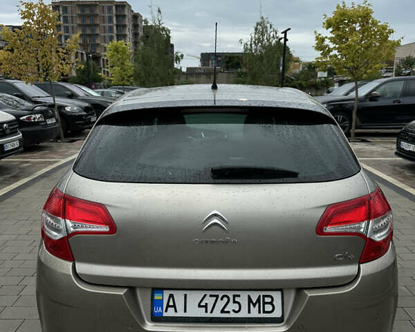 Серый Ситроен С4, объемом двигателя 2 л и пробегом 235 тыс. км за 8500 $, фото 5 на Automoto.ua