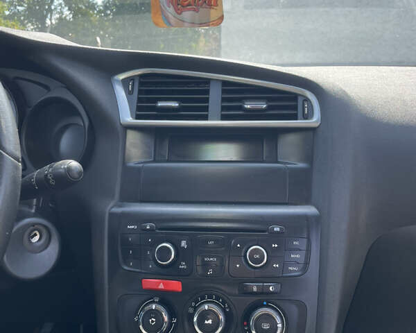 Сірий Сітроен С4, об'ємом двигуна 1.56 л та пробігом 228 тис. км за 6500 $, фото 11 на Automoto.ua