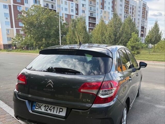 Серый Ситроен С4, объемом двигателя 1.6 л и пробегом 193 тыс. км за 6500 $, фото 4 на Automoto.ua