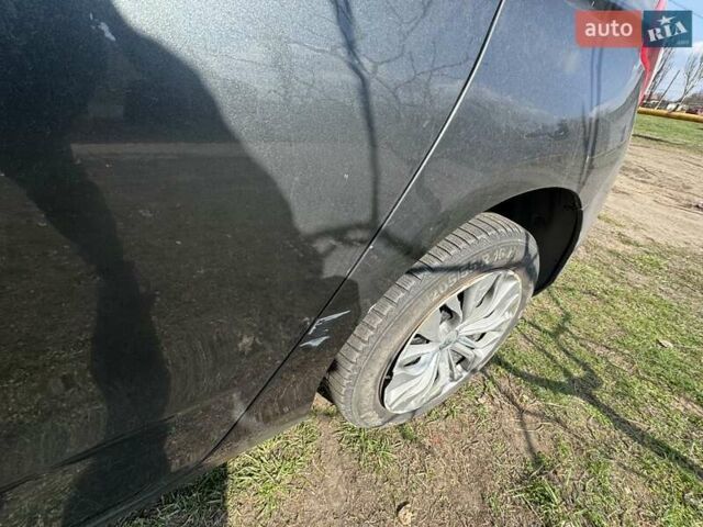 Серый Ситроен С4, объемом двигателя 1.6 л и пробегом 182 тыс. км за 5500 $, фото 30 на Automoto.ua