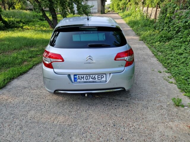 Серый Ситроен С4, объемом двигателя 1.6 л и пробегом 300 тыс. км за 6600 $, фото 7 на Automoto.ua