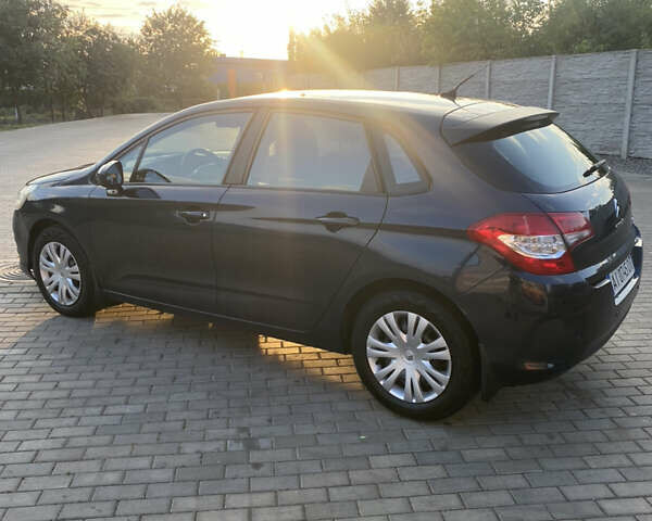 Сірий Сітроен С4, об'ємом двигуна 1.6 л та пробігом 112 тис. км за 8200 $, фото 3 на Automoto.ua