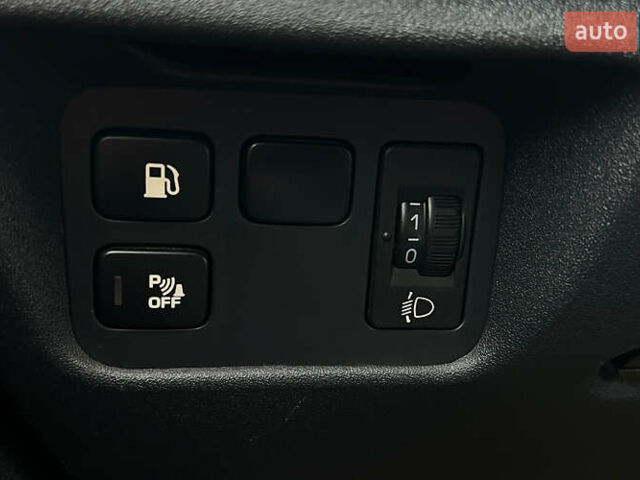 Серый Ситроен С4, объемом двигателя 1.56 л и пробегом 215 тыс. км за 7999 $, фото 13 на Automoto.ua