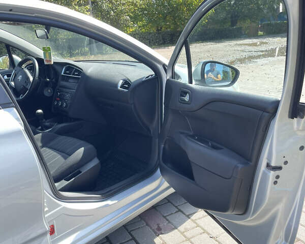 Сірий Сітроен С4, об'ємом двигуна 1.56 л та пробігом 228 тис. км за 6500 $, фото 5 на Automoto.ua