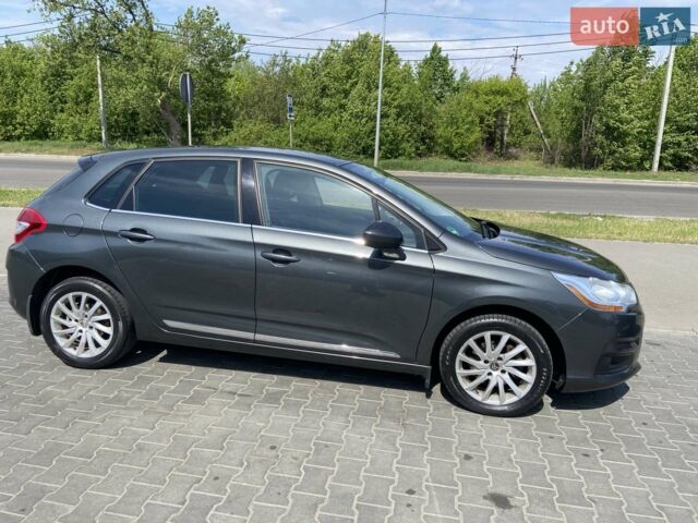 Серый Ситроен С4, объемом двигателя 1.6 л и пробегом 102 тыс. км за 7800 $, фото 3 на Automoto.ua