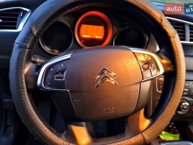 Серый Ситроен С4, объемом двигателя 1.6 л и пробегом 222 тыс. км за 7200 $, фото 6 на Automoto.ua