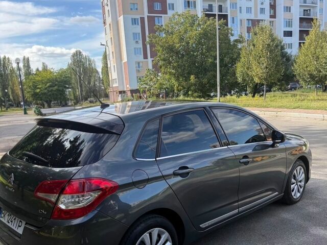Серый Ситроен С4, объемом двигателя 1.6 л и пробегом 193 тыс. км за 6500 $, фото 3 на Automoto.ua