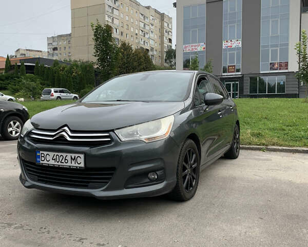 Серый Ситроен С4, объемом двигателя 1.56 л и пробегом 233 тыс. км за 6250 $, фото 2 на Automoto.ua