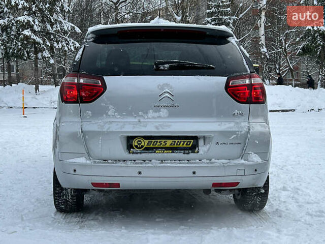 Серый Ситроен С4, объемом двигателя 1.56 л и пробегом 215 тыс. км за 7999 $, фото 5 на Automoto.ua