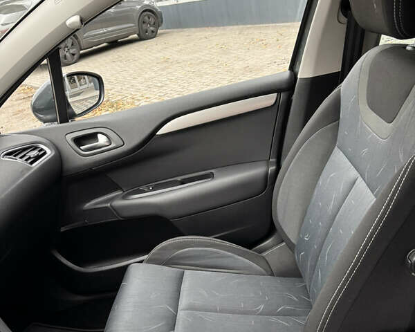 Сірий Сітроен С4, об'ємом двигуна 1.6 л та пробігом 96 тис. км за 7900 $, фото 10 на Automoto.ua