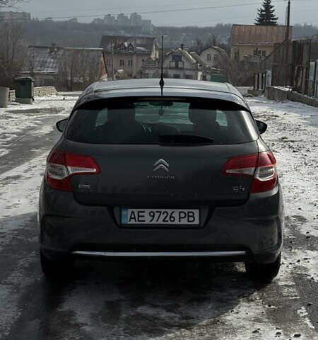Серый Ситроен С4, объемом двигателя 1.56 л и пробегом 251 тыс. км за 6200 $, фото 3 на Automoto.ua