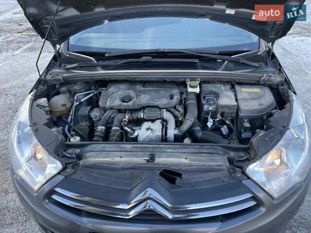 Серый Ситроен С4, объемом двигателя 1.56 л и пробегом 214 тыс. км за 7300 $, фото 15 на Automoto.ua