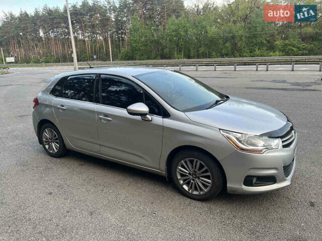 Серый Ситроен С4, объемом двигателя 1.59 л и пробегом 104 тыс. км за 8800 $, фото 3 на Automoto.ua