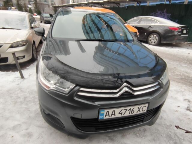 Серый Ситроен С4, объемом двигателя 1.6 л и пробегом 198 тыс. км за 6100 $, фото 1 на Automoto.ua