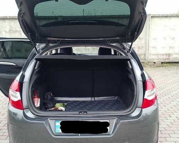 Серый Ситроен С4, объемом двигателя 1.6 л и пробегом 233 тыс. км за 8300 $, фото 20 на Automoto.ua