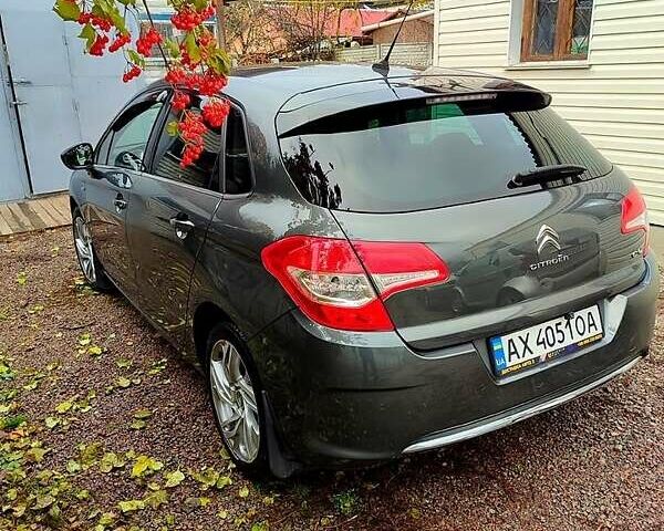 Серый Ситроен С4, объемом двигателя 1.6 л и пробегом 145 тыс. км за 6000 $, фото 8 на Automoto.ua