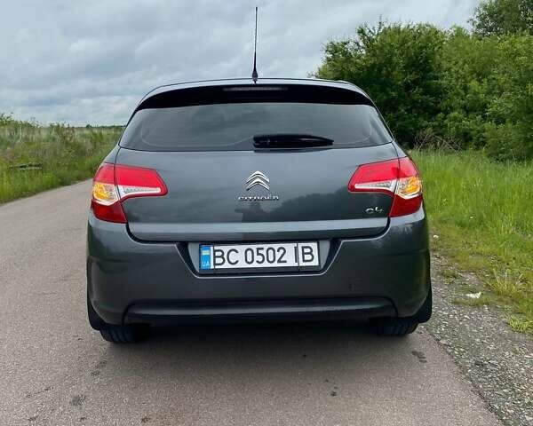Серый Ситроен С4, объемом двигателя 1.6 л и пробегом 248 тыс. км за 8100 $, фото 7 на Automoto.ua