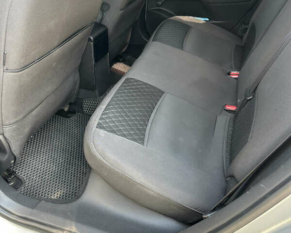 Сірий Сітроен С4, об'ємом двигуна 1.56 л та пробігом 147 тис. км за 8400 $, фото 13 на Automoto.ua