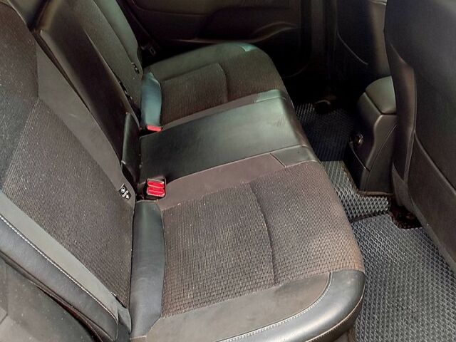 Серый Ситроен С4, объемом двигателя 1.6 л и пробегом 145 тыс. км за 6000 $, фото 2 на Automoto.ua