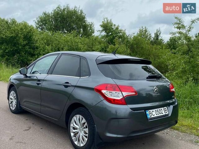 Серый Ситроен С4, объемом двигателя 1.6 л и пробегом 248 тыс. км за 8100 $, фото 5 на Automoto.ua