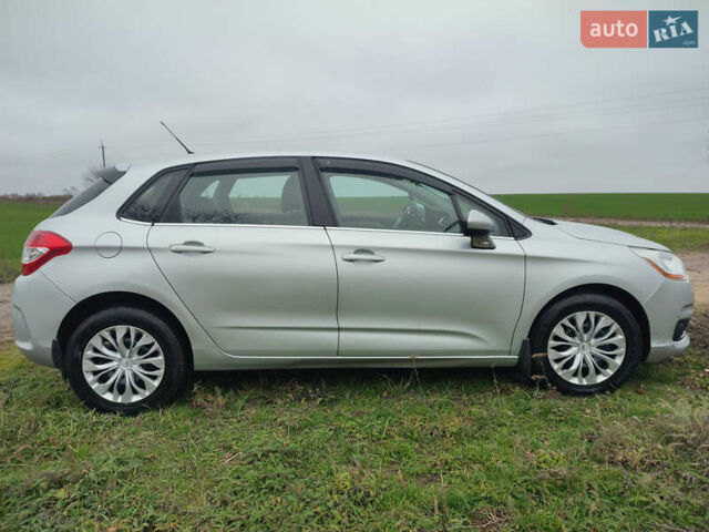 Серый Ситроен С4, объемом двигателя 1.56 л и пробегом 122 тыс. км за 8100 $, фото 4 на Automoto.ua