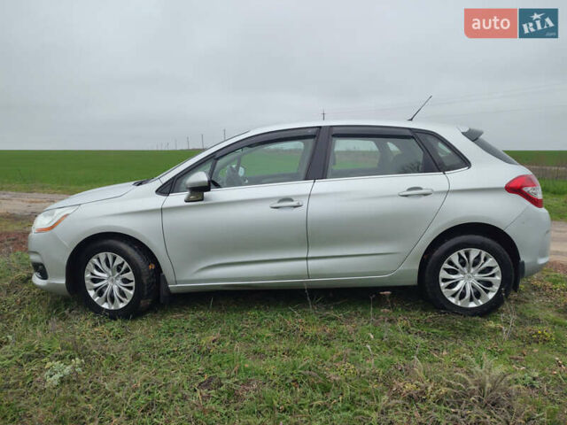 Серый Ситроен С4, объемом двигателя 1.56 л и пробегом 122 тыс. км за 8100 $, фото 5 на Automoto.ua