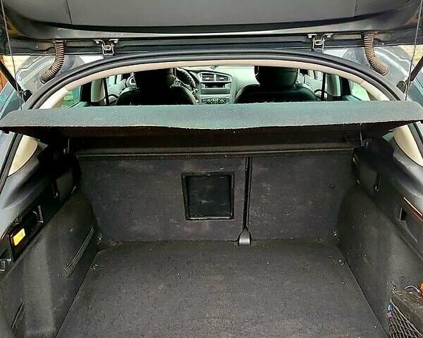 Серый Ситроен С4, объемом двигателя 1.6 л и пробегом 145 тыс. км за 6000 $, фото 6 на Automoto.ua