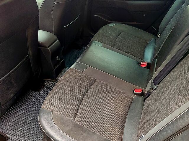 Серый Ситроен С4, объемом двигателя 1.6 л и пробегом 145 тыс. км за 6000 $, фото 3 на Automoto.ua