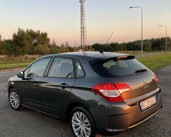 Серый Ситроен С4, объемом двигателя 1.56 л и пробегом 245 тыс. км за 7500 $, фото 6 на Automoto.ua