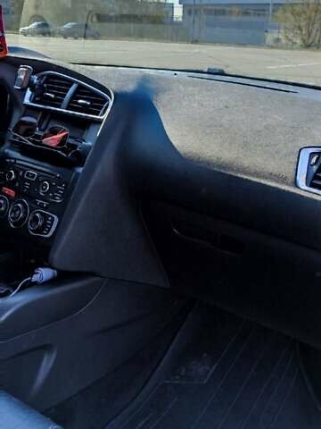 Сірий Сітроен С4, об'ємом двигуна 1.56 л та пробігом 190 тис. км за 7100 $, фото 6 на Automoto.ua