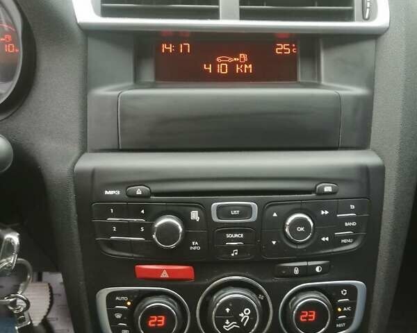 Сірий Сітроен С4, об'ємом двигуна 1.56 л та пробігом 170 тис. км за 7500 $, фото 14 на Automoto.ua