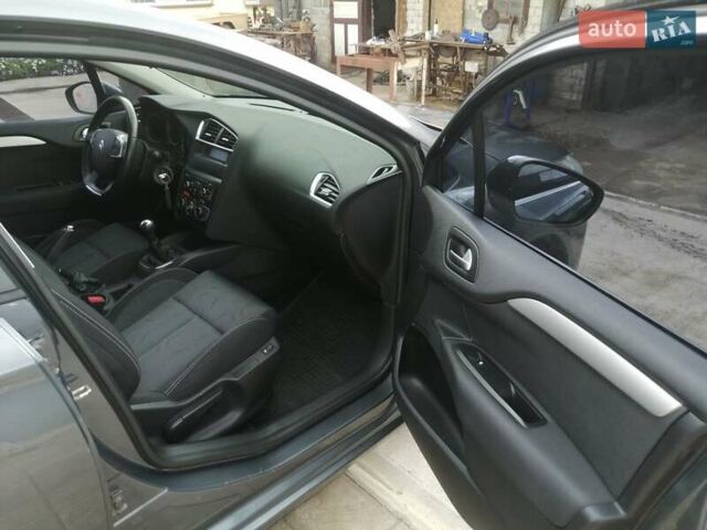 Сірий Сітроен С4, об'ємом двигуна 1.56 л та пробігом 170 тис. км за 7500 $, фото 10 на Automoto.ua