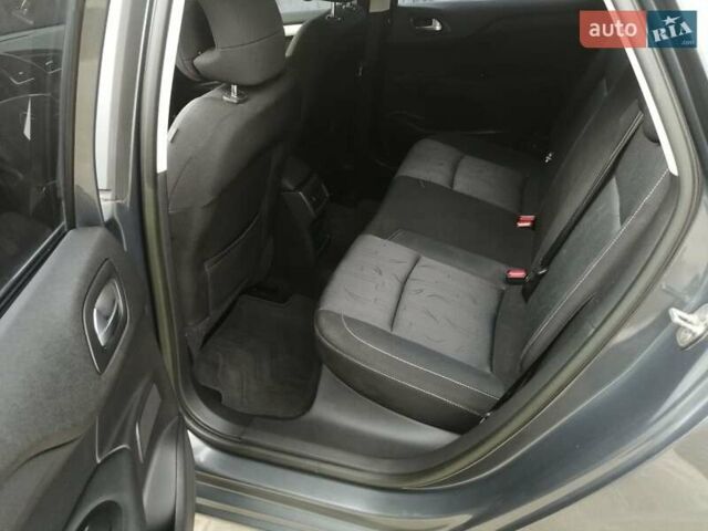 Сірий Сітроен С4, об'ємом двигуна 1.56 л та пробігом 170 тис. км за 7500 $, фото 12 на Automoto.ua