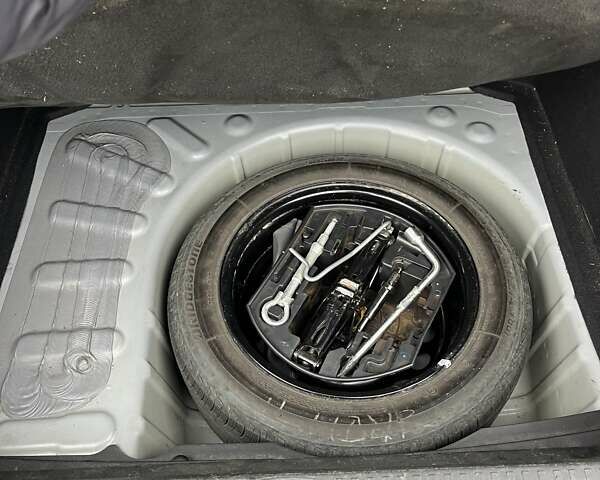 Серый Ситроен С4, объемом двигателя 1.6 л и пробегом 238 тыс. км за 8400 $, фото 7 на Automoto.ua