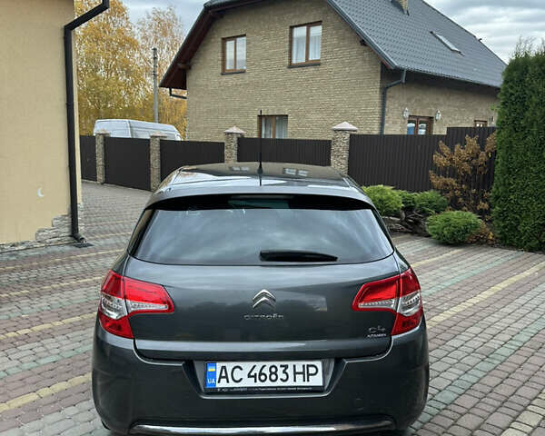 Серый Ситроен С4, объемом двигателя 1.56 л и пробегом 296 тыс. км за 7600 $, фото 4 на Automoto.ua