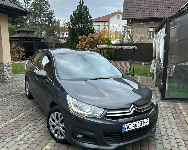 Серый Ситроен С4, объемом двигателя 1.56 л и пробегом 296 тыс. км за 7600 $, фото 7 на Automoto.ua