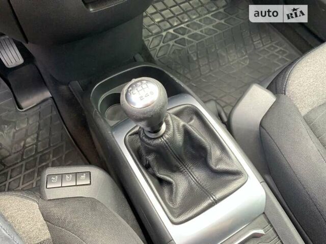 Серый Ситроен С4, объемом двигателя 1.56 л и пробегом 250 тыс. км за 10000 $, фото 9 на Automoto.ua