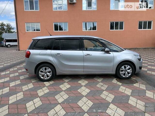 Серый Ситроен С4, объемом двигателя 1.56 л и пробегом 250 тыс. км за 10000 $, фото 2 на Automoto.ua