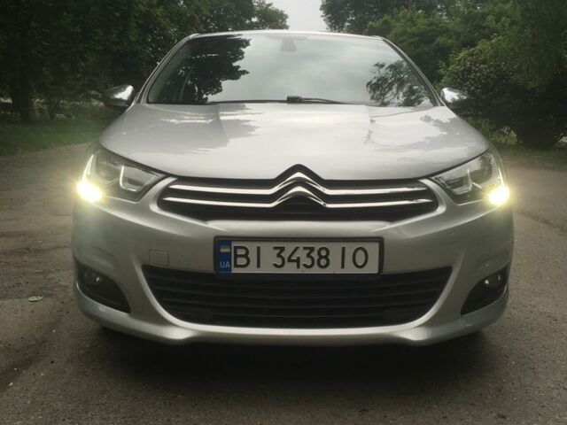 Серый Ситроен С4, объемом двигателя 1.6 л и пробегом 190 тыс. км за 10800 $, фото 3 на Automoto.ua