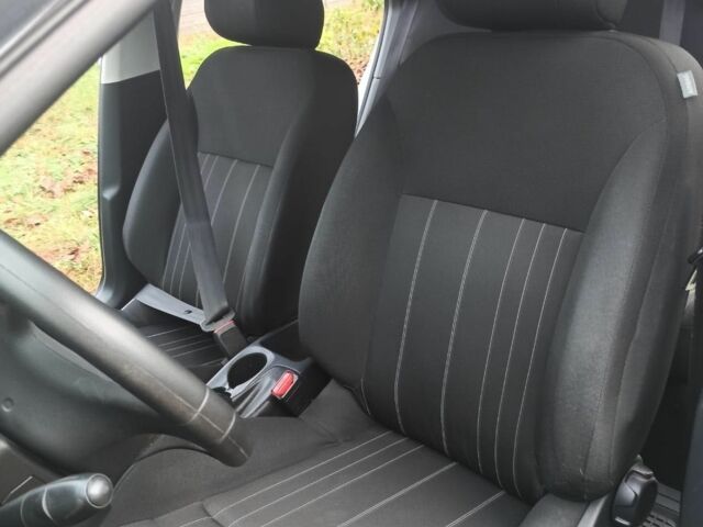 Серый Ситроен С4, объемом двигателя 1.2 л и пробегом 128 тыс. км за 8500 $, фото 15 на Automoto.ua